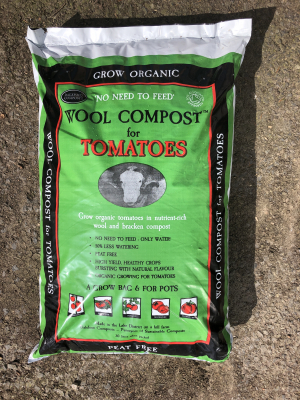 Wool Compost for Tomatoes